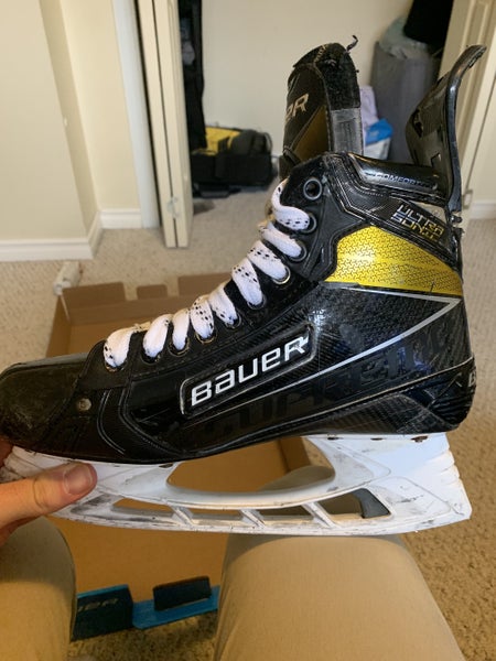 Senior Bauer Regular Width Size 9.5 Supreme UltraSonic Hockey Skates