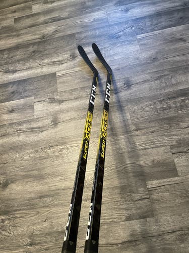 CCM Supertacks as2 Sticks (damaged)