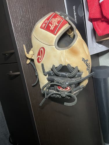 Infield 9.5" Heart of the Hide Baseball Glove