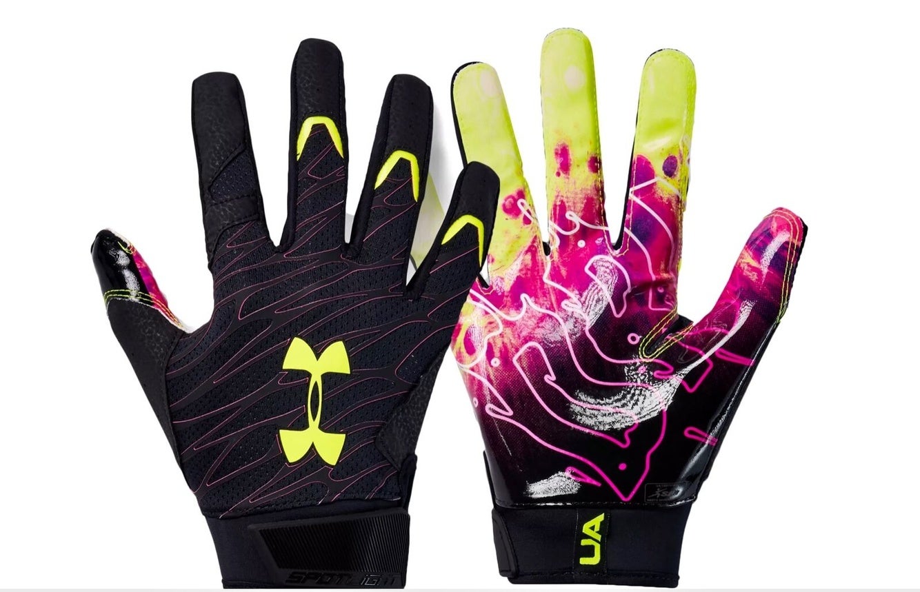 UA Spotlight Football Receiver Gloves Mens M Limited Edition Under Armour Floral 