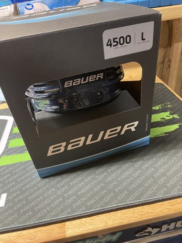 New Large Bauer 4500 Helmet