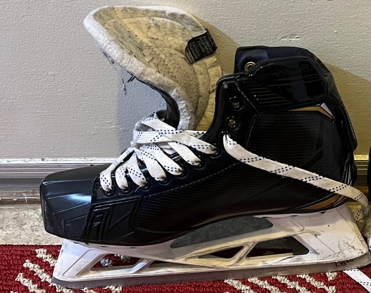 Hockey Goalie Skates Senior Used Bauer Supreme S29 Regular Width Size 10