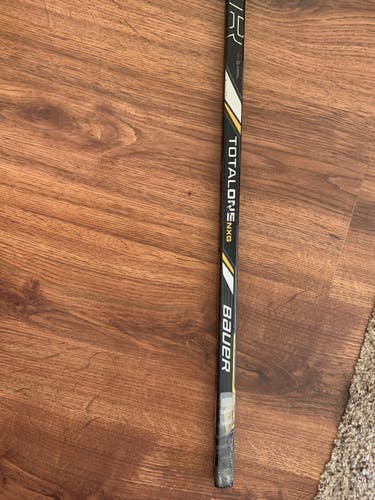 Bauer TotalOne NXG Stick