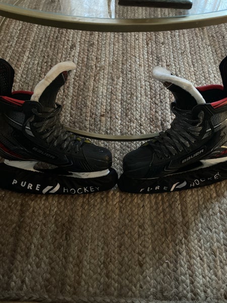 Senior Bauer Regular Width Size 9 Vapor 2X Hockey Skates