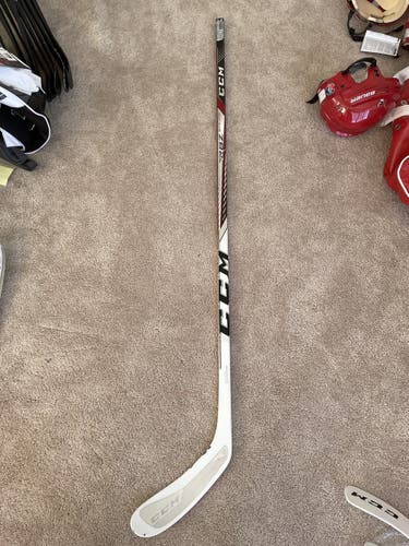 Senior Right Handed Toe Pattern  RBZ Revolution Hockey Stick
