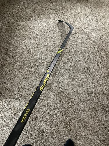 CCM AS4 Pro Right P90TM 85 Flex