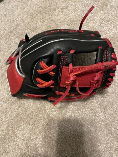 Baseball Glove New Easton Right Hand Throw 11.5"