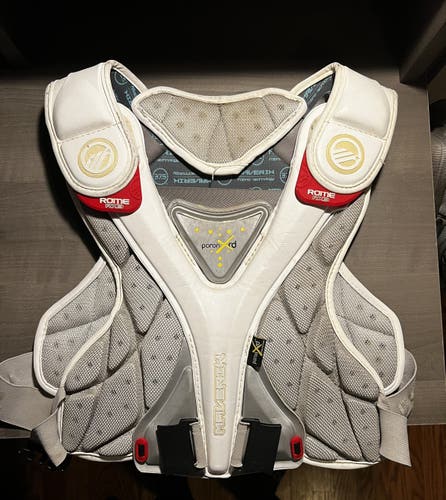 Used Medium Maverik Rome RX3 Shoulder Pads