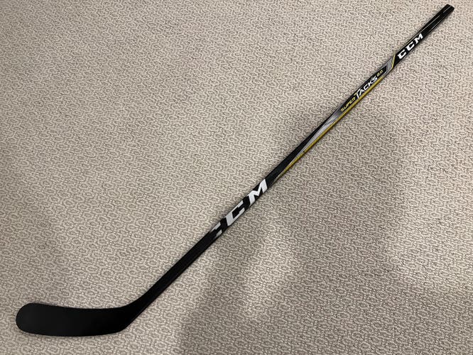 Pro stock CCM Pro Stock Super Tacks 2.0 PM9 P14 RIGHT hockey stick return RH