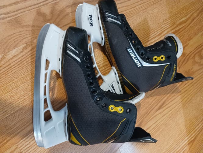 Hockey Skates Senior Used Bauer Supreme One.5 Regular Width Size 8.5