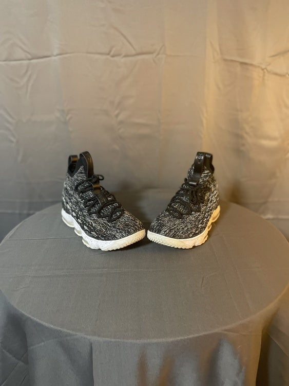 lebron 15 size 12.5