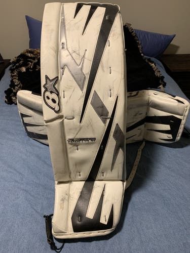 35" SubZero Pro 2 Goalie Leg Pads Senior