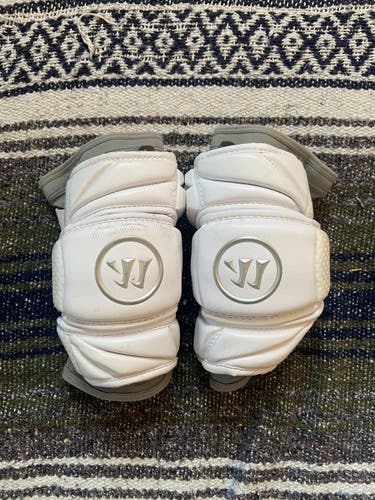 Used Medium/Large Warrior Evo Pro Arm Pads