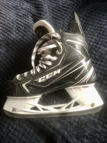 Hockey Skates Senior CCM RibCor 70K Regular Width Size 7