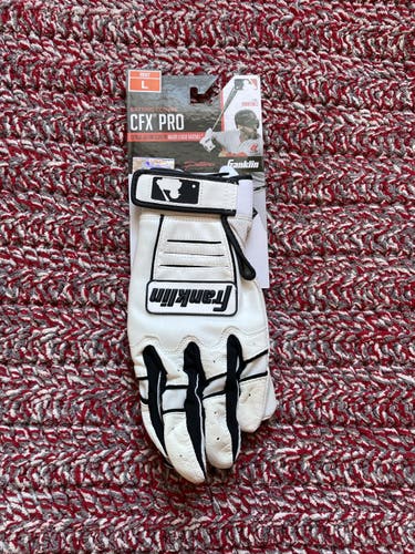 Franklin ( L ) Batting Gloves ( White & Black )