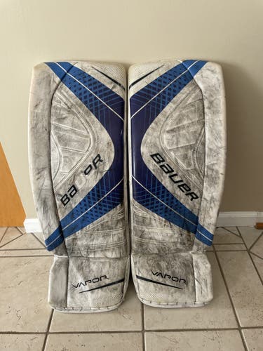 Used 34" Bauer Vapor X900 Goalie Leg Pads