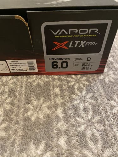 Hockey Skates Senior New Bauer Vapor XLTX Pro+ Regular Width Size 6