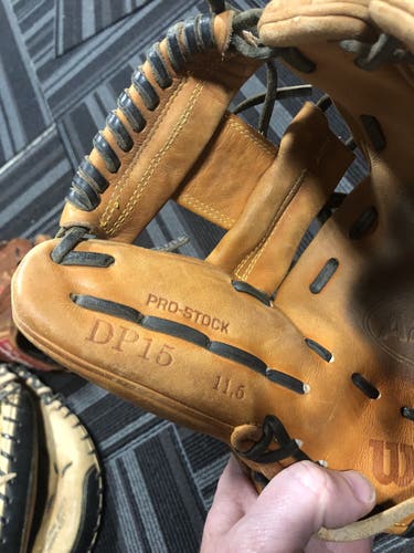 Used Infield 11.5" A2000 Baseball Glove