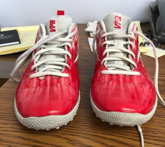 Red Unisex Used Size 8.0 (Women's 9.0) Turf Cleats Nike Low Cut Vapor Varsity low Turf