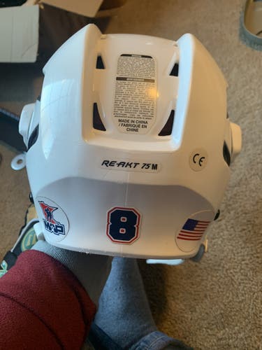 Used Medium Bauer Re-Akt 75 Helmet