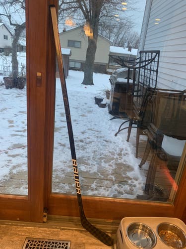 Senior Left Hand Toe Pattern  Vapor Hyperlite Hockey Stick