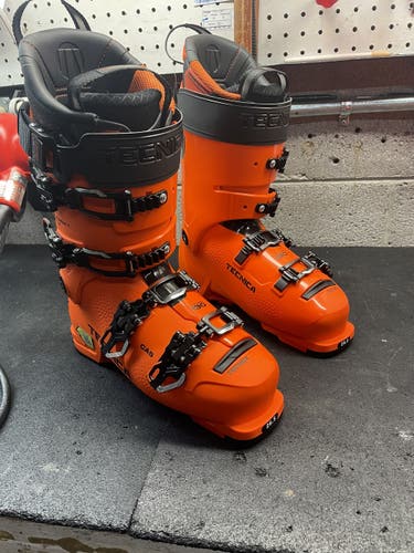 Men's All Mountain Stiff Flex Mach 1 Ski Boots