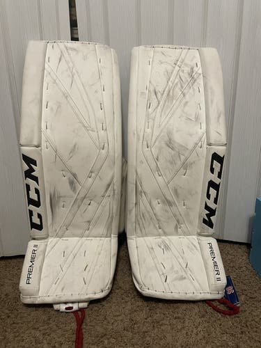 33" CCM  Premier II Pro Goalie Leg Pads