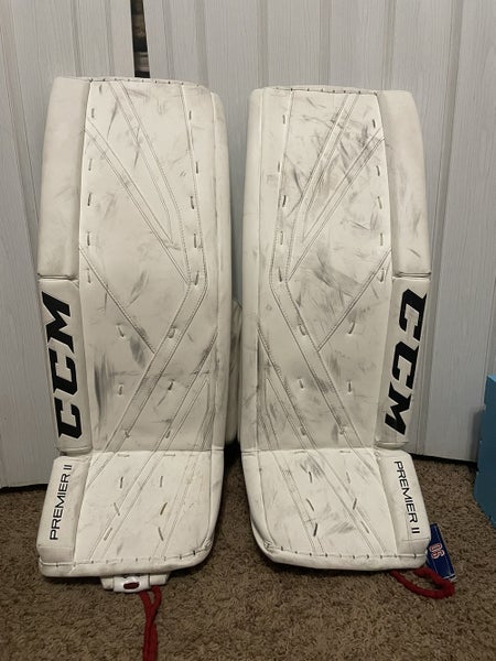 33" CCM Premier II Pro Goalie Leg Pads
