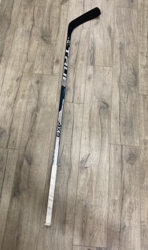 Senior Right Handed Heel Pattern Pro Stock AX9 Hockey Stick