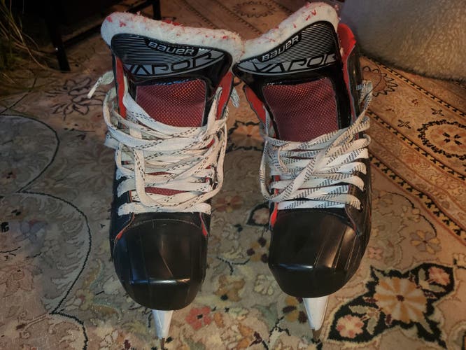 GOALIE Hockey Skates Junior Used Bauer Vapor Size 7.5
