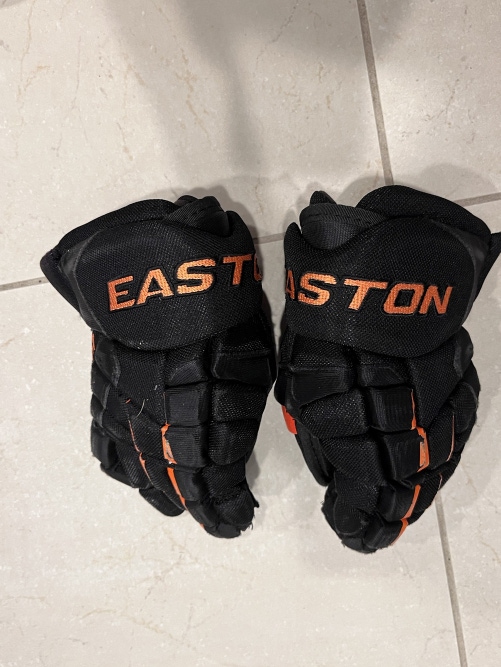 Easton 10"  Synergy Gloves Youth