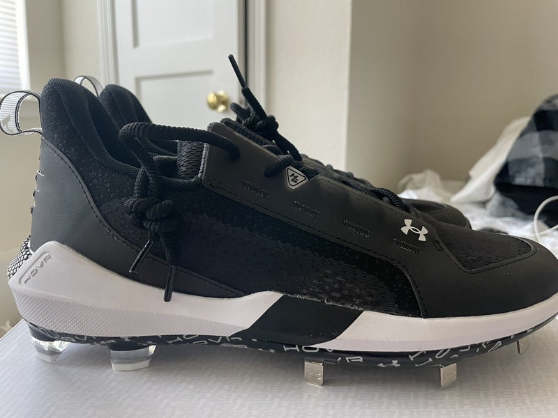 Harper 6. Metal cleats. Brand new.