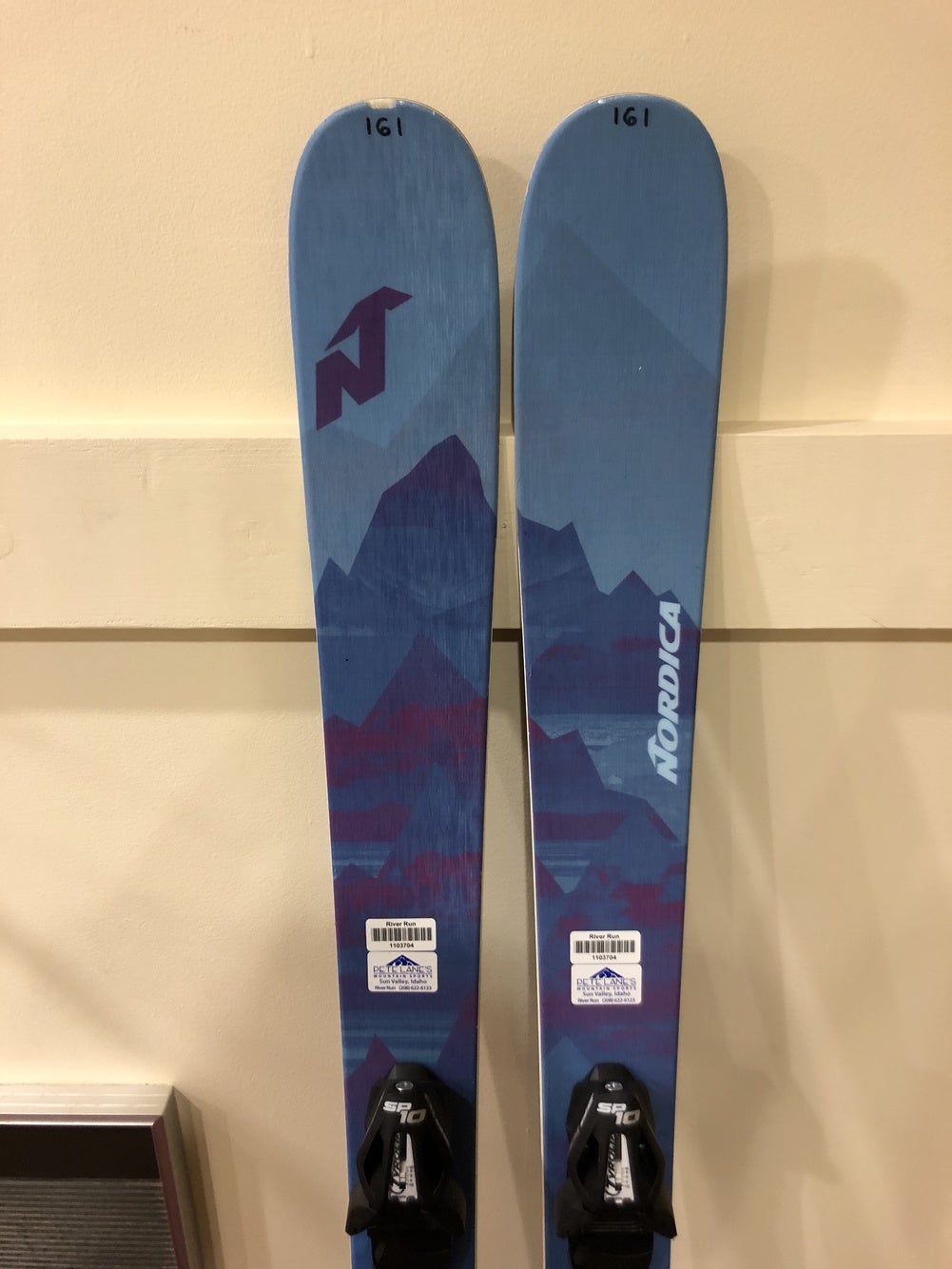 Nordica Santa Ana 100 with Tyrolia Bindings 161cm (1103704