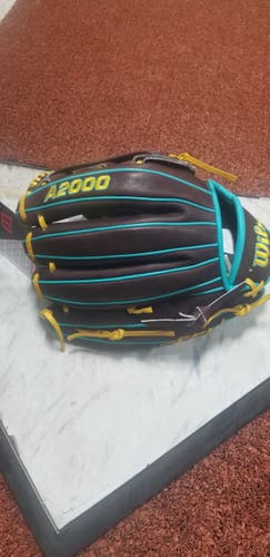 Wilson GOTM February 2022 DW5 A2000 12" David Wright Model