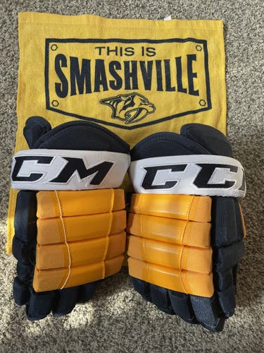 CCM 13" Pro Stock HG97 Gloves Nashville Predators