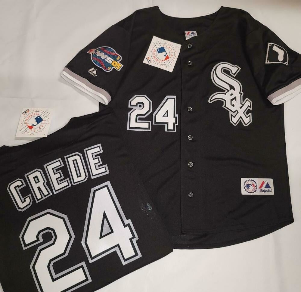 Joe Crede Signed Chicago White Sox 35x43 Framed Jersey (JSA COA)2005 W –