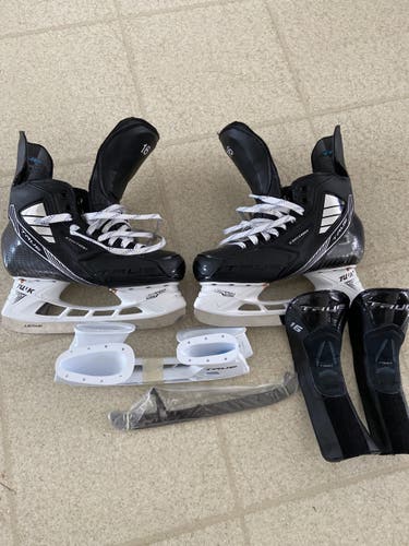 Senior True Regular Width Pro Stock Size 7 Pro Custom Hockey Skates