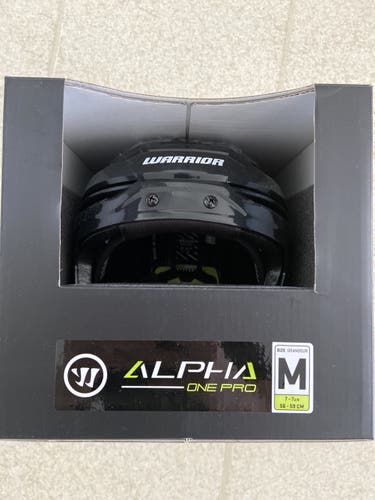 New Medium Warrior Pro Stock Alpha One Pro Helmet