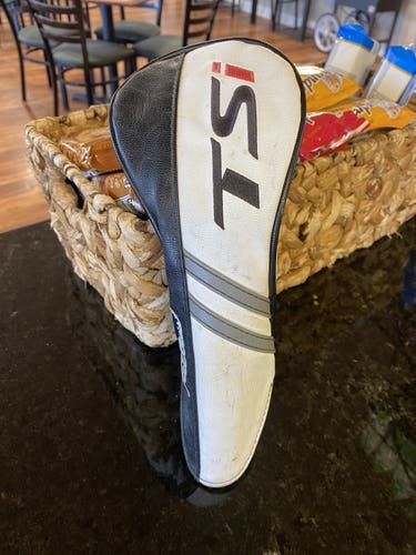 USED TIitleist TSi 5W Head cover
