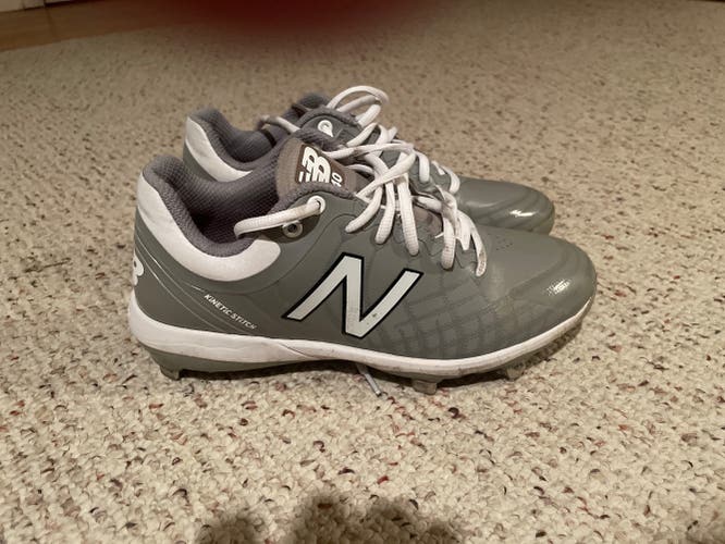 Gray Men's Metal Low Cut 4040v5 *WORN ONCE*