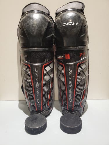 Shin Pads Used CCM JetSpeed FT370