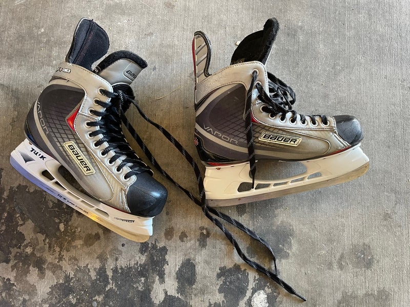 Senior BauerSize 9 Vapor x30 Hockey Skates