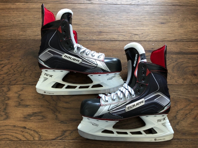 Hockey Skates Senior New Bauer Vapor xselect Regular Width Size 8