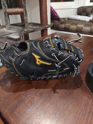 Mizuno Pro GMP2 Catchers Mitt.