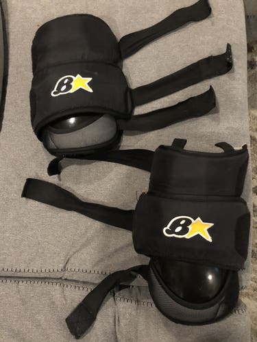 Used Brian's Bstar senior Goalie Knee Guards