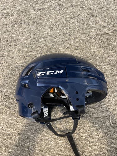 Used Medium CCM  Tacks 910 Helmet