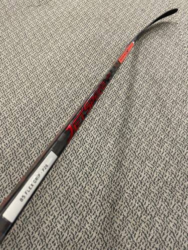 CCM FT4 Pro 85 flex P28 curve left hand curve