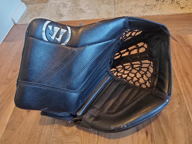 Goalie Used Regular Warrior Ritual GT2