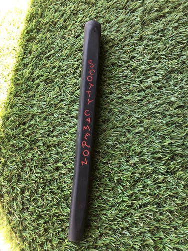 Scotty Cameron Pistol Grip