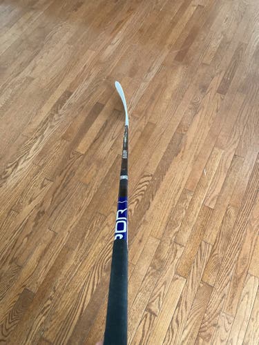 Senior Right Handed Pro Stock Vapor Hyperlite Hockey Stick
